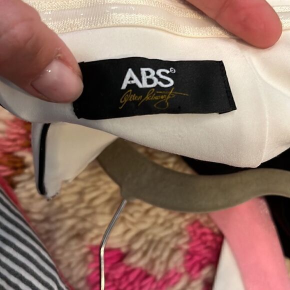 ABS by Allen Schwartz Two Toned off-the-shoulder Jumpsuit - Picture 3 of 9